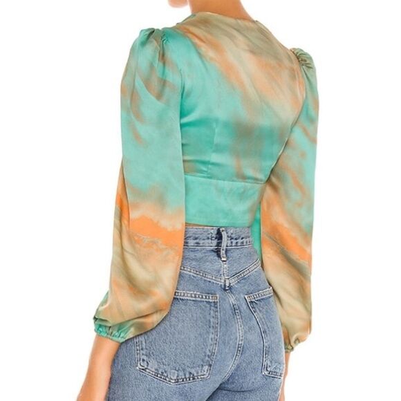 NWT Superdown Eleen Blouson Top - Picture 3 of 3